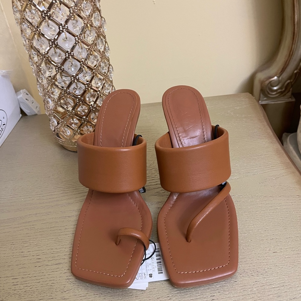 Zara leather heel sandal